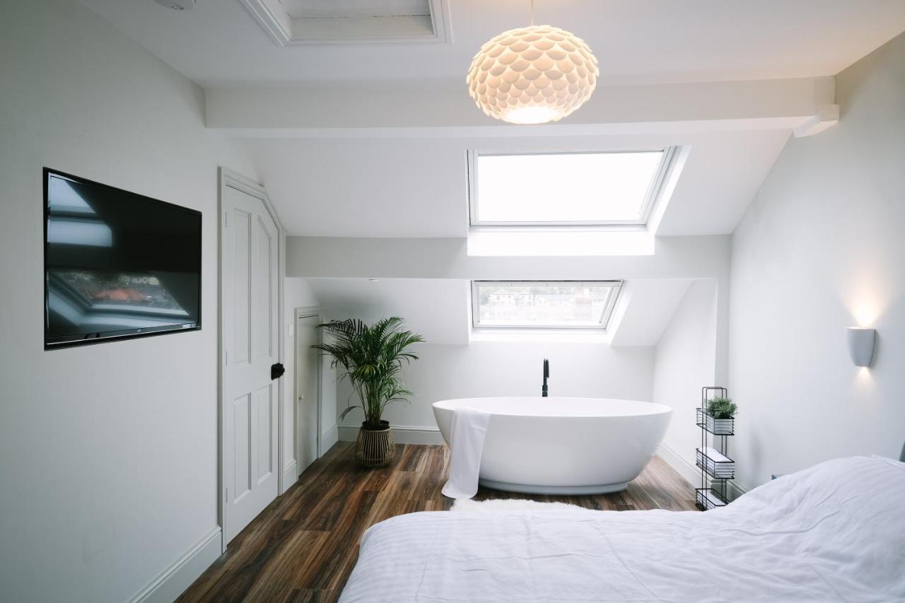 Period Retreat For 6, Explore The Lake District Lancaster Bagian luar foto
